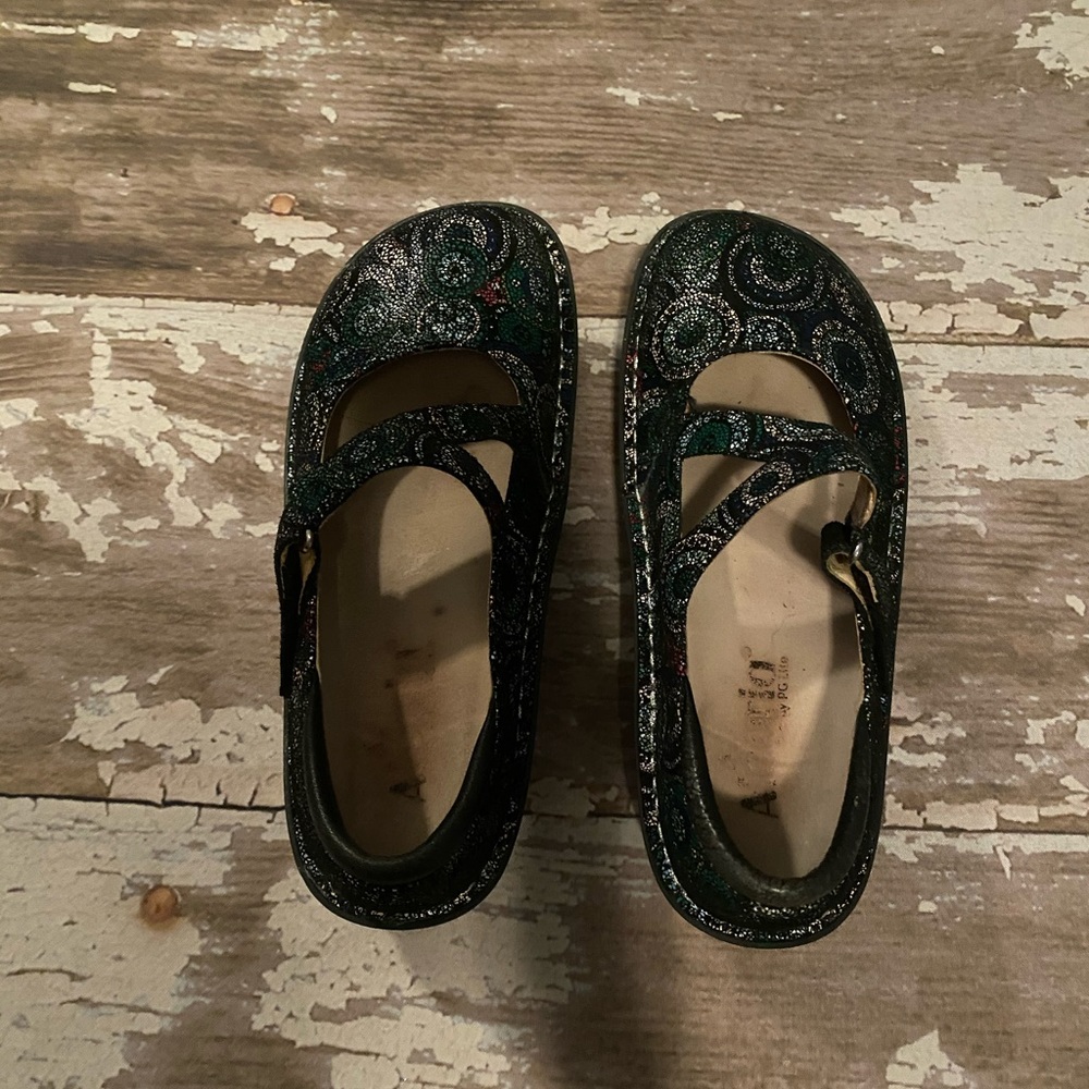 Algeria Mary Jane nurse shoes